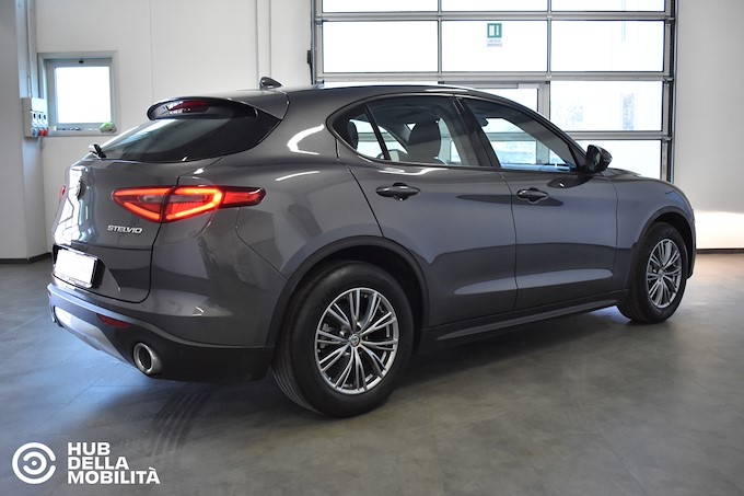 ALFA ROMEO Stelvio 2.2 Turbodiesel 190 CV AT8 Q4 Business